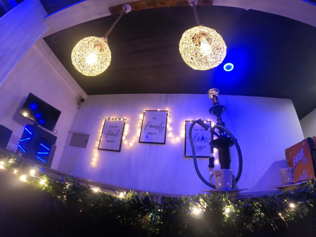 Hotel Aqua J 3*