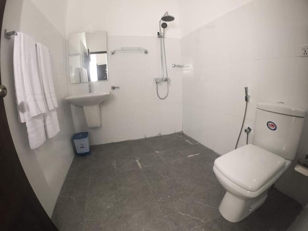 Hotel Aqua J 3*
