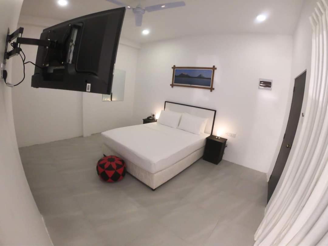 Hotel Aqua J 3*