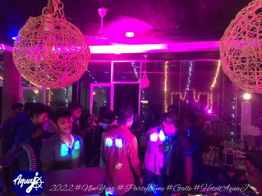 Hotel Aqua J 3*